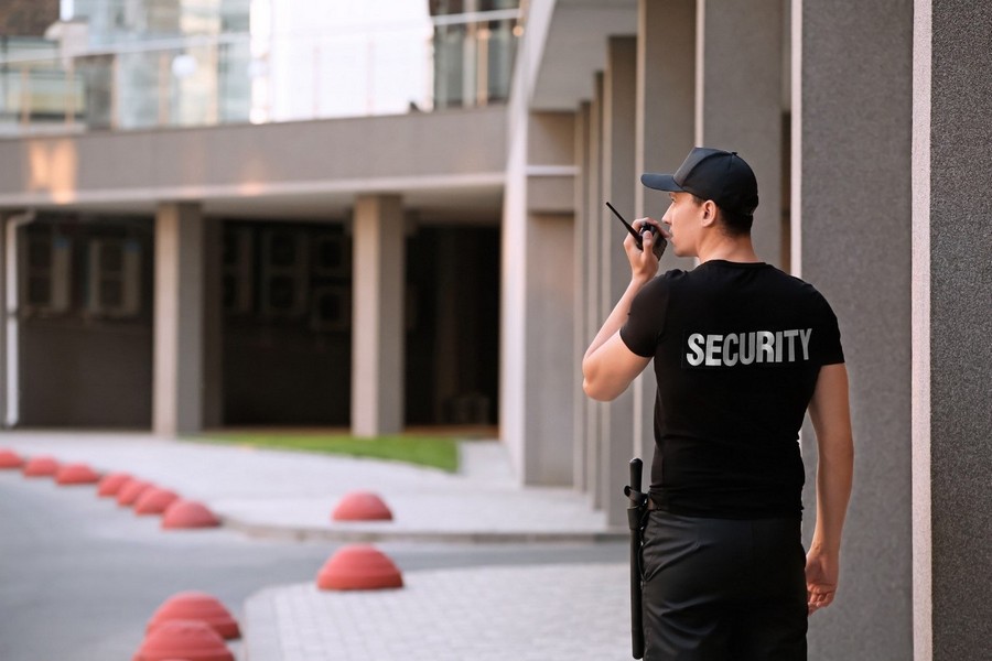 Things to Know When Hiring a Security Company - greatmanagement